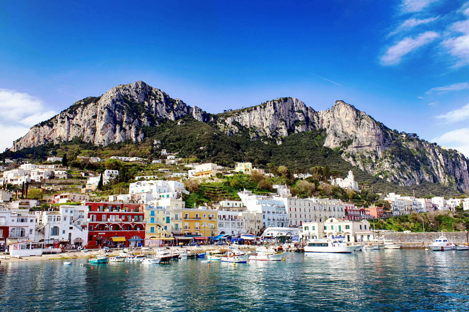 Capri: view of the island from the sea