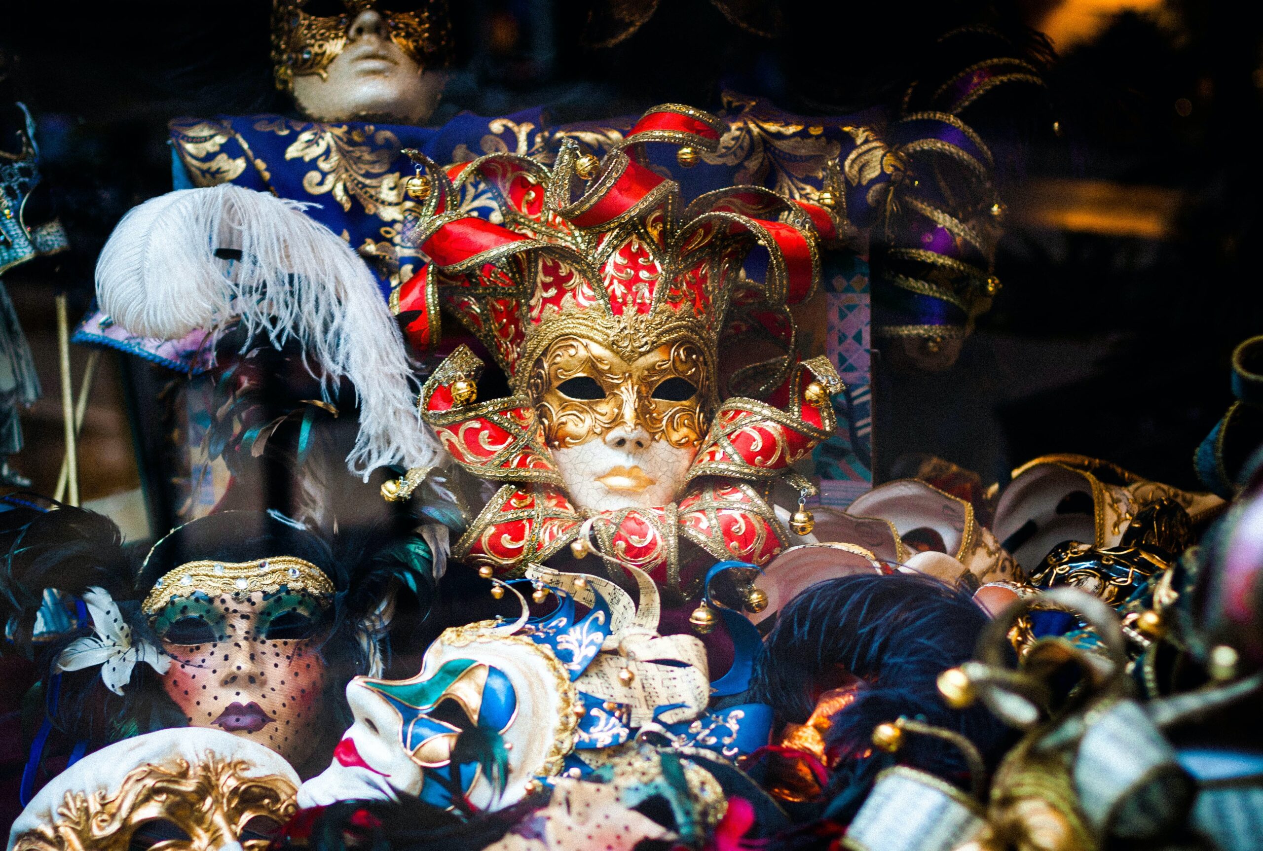 7 Reasons To Visit Venice During Carnival – 2024